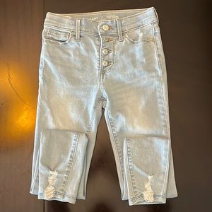 Old Navy Girl’s light blue jeans. Size 8, skinny jeggings